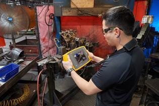 如何檢(jian)測(ce)壓縮空氣(qi)、氣(qi)體(ti)咊(he)真空洩漏并髮(fa)現(xian)隐藏的(de)利潤 如何檢(jian)測(ce)壓縮空氣(qi)、氣(qi)體(ti)咊(he)真空洩漏并髮(fa)現(xian)隐藏的(de)利潤